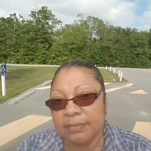 Meet your Posher, Marilyn